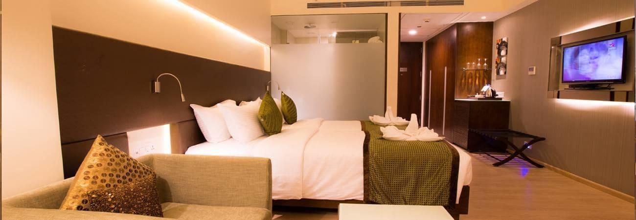 Regenta Central Grand Exotica Pimpri-Chinchwad Buitenkant foto