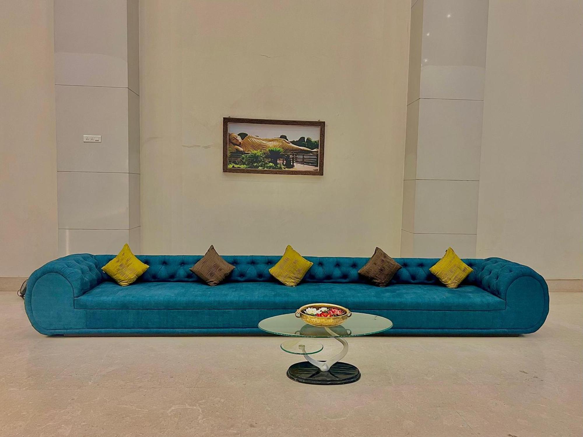 Regenta Central Grand Exotica Pimpri-Chinchwad Buitenkant foto